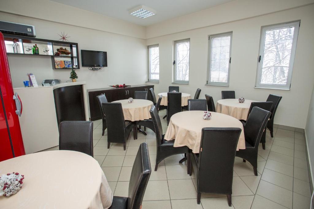 Restaurant gallery 1